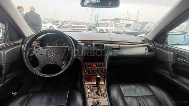 Mercedes E 200 1999, 434,775 km - 2.0 l - Bakı