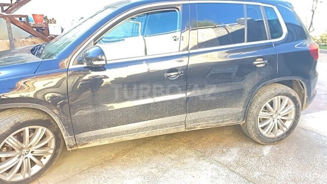 Volkswagen Tiguan 2009, 209,200 km - 2.0 l - Gəncə