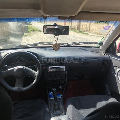 Volkswagen Polo 1998, 190,000 km - 1.8 л - Sumqayıt