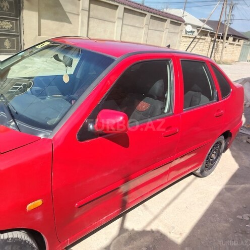 Volkswagen Polo 1998, 190,000 km - 1.8 л - Sumqayıt