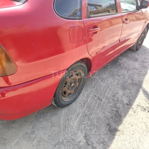 Volkswagen Polo 1998, 190,000 km - 1.8 л - Sumqayıt