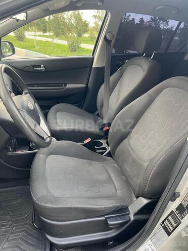 Hyundai i20 2010, 201,663 km - 1.3 l - Sumqayıt