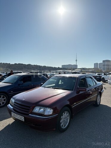 Mercedes C 240 1998, 306,000 km - 2.4 l - Zaqatala