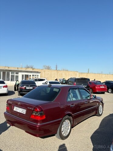 Mercedes C 240 1998, 306,000 km - 2.4 l - Zaqatala