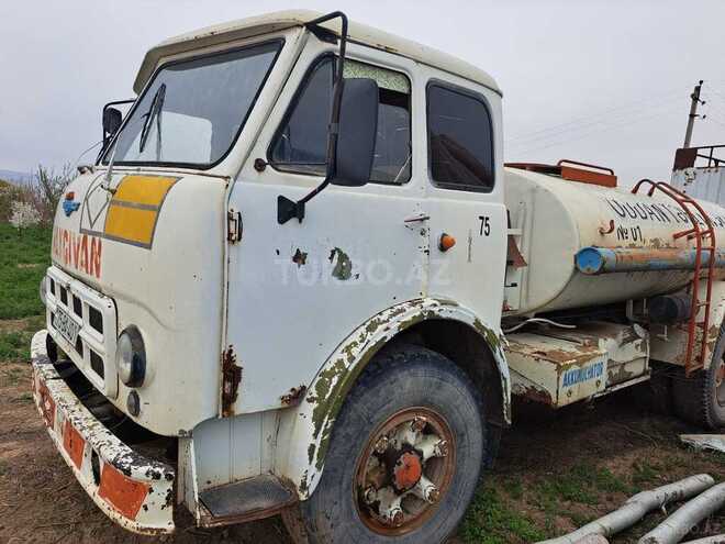 MAZ 5549 1988, 4,508,658 km - 11.0 l - Naxçıvan