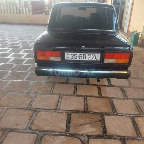 LADA (VAZ) 2107 2000, 95,000 km - 1.6 l - Salyan