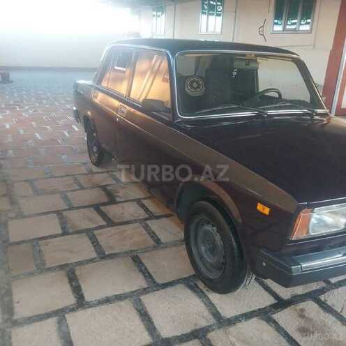 LADA (VAZ) 2107 2000, 95,000 km - 1.6 l - Salyan