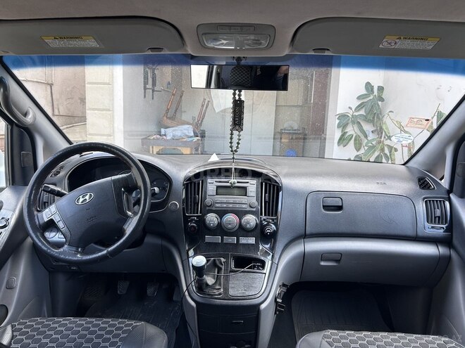 Hyundai H-1 2011, 297,000 km - 2.5 l - Bakı