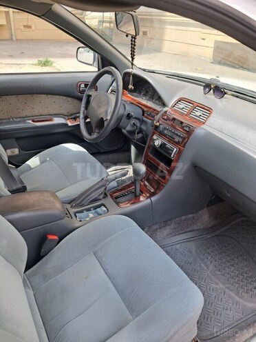 Nissan Maxima 1995, 300,000 km - 3.0 l - Sumqayıt