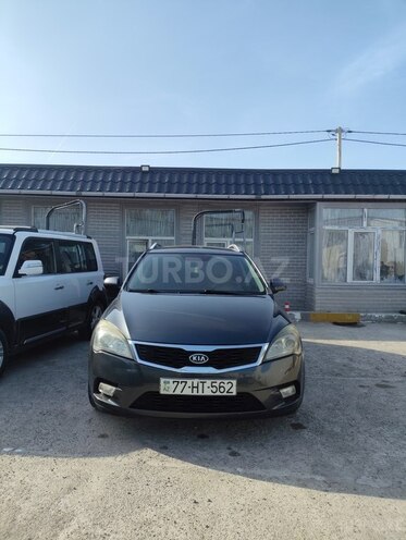 Kia Ceed 2010, 212,100 km - 1.4 л - Sumqayıt