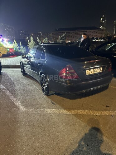 Mercedes E 270 2003, 500,000 km - 2.7 l - Bakı