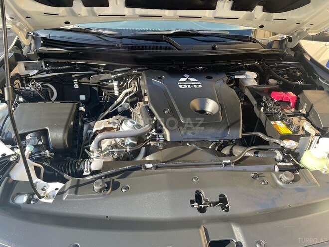 Mitsubishi L200 2023, 31,900 km - 2.4 l - Bakı