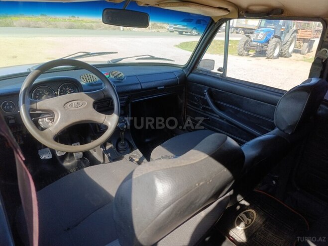 LADA (VAZ) 2106 1996, 95,000 km - 1.6 l - Salyan