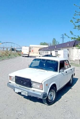 LADA (VAZ) 2105 1980, 95,000 km - 1.5 l - Ucar