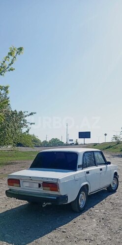 LADA (VAZ) 2105 1980, 95,000 km - 1.5 l - Ucar