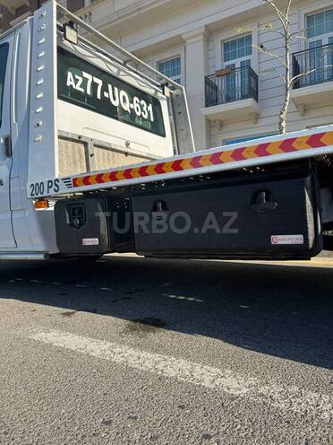 Ford Transit-12
