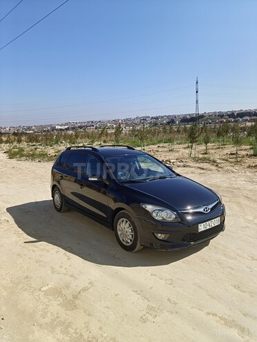Hyundai i30 2011, 250,000 km - 1.6 л - Bakı