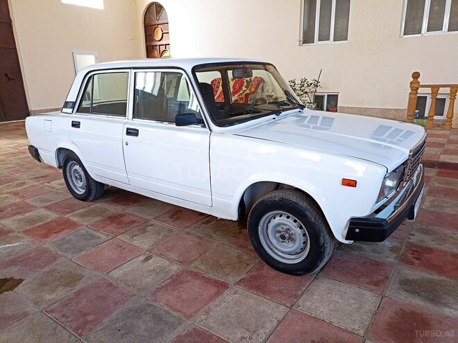 LADA (VAZ) 2107 2002, 70,000 km - 1.6 l - Tovuz
