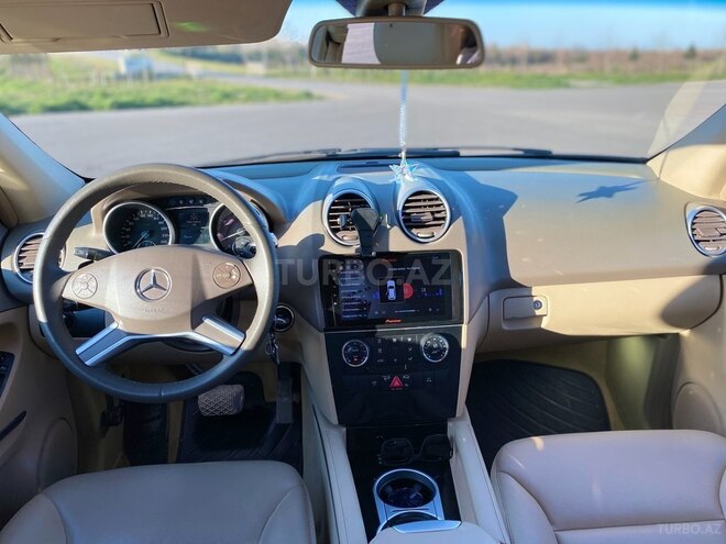 Mercedes ML 350 4MATIC 2009, 247,000 km - 3.5 l - Bakı
