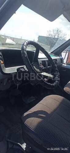 GAZ 33021 2002, 158,000 km - 3.2 l - Qusar
