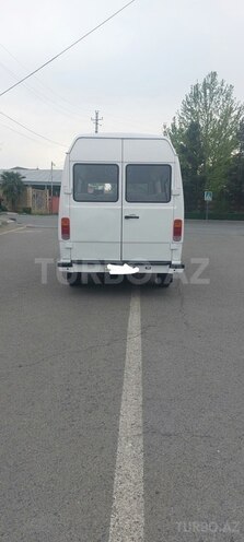 Mercedes 208 D 1991, 586,000 km - 2.3 l - Bərdə