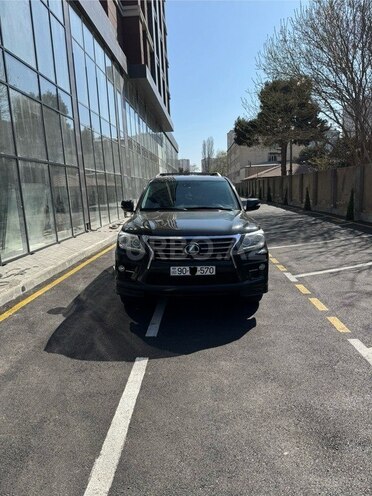 Lexus LX 570 2014, 251,000 km - 5.7 l - Bakı