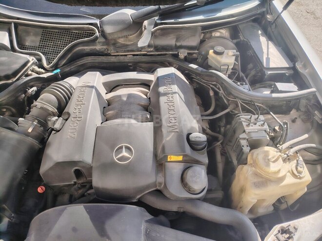 Mercedes E 240 1997, 439,000 km - 2.4 l - Bakı