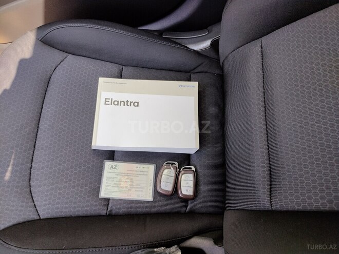 Hyundai Elantra 2019, 97,000 km - 2.0 l - Bakı