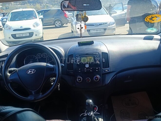 Hyundai i30 2010, 269,000 km - 1.4 л - Bakı