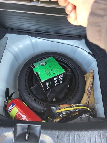 Nissan Tiida 2011, 90,000 km - 1.5 l - Bakı