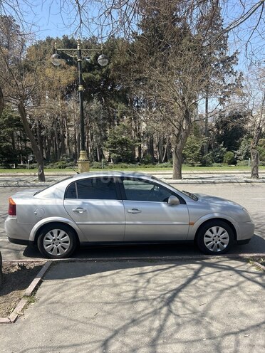 Opel Vectra 2002, 255,000 km - 2.2 л - Bakı