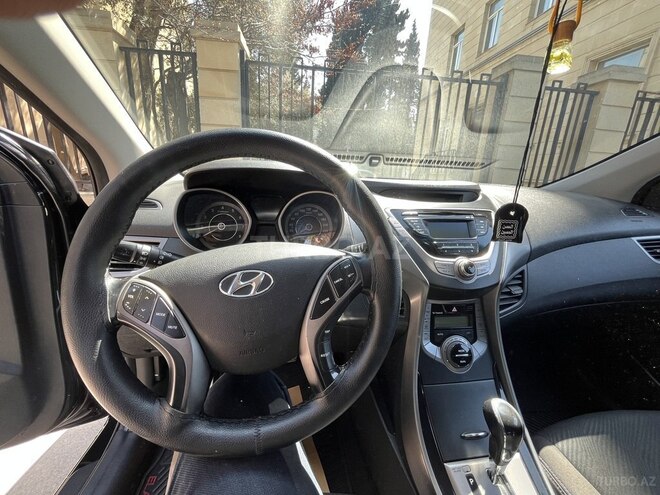 Hyundai Elantra 2013, 200,000 km - 1.8 l - Sumqayıt