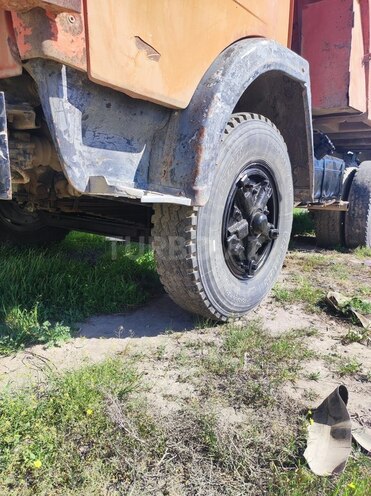 KamAz 5511 1989, 300,000 km - 11.0 l - İmişli