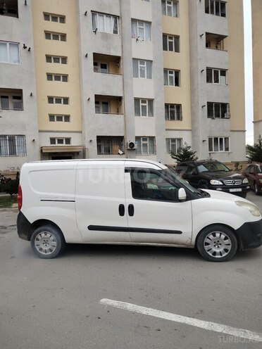 Fiat Doblo 2014, 200,000 km - 1.3 l - Bakı