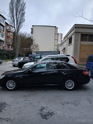 Mercedes E 220 d 2009, 206,000 km - 2.2 l - Bakı