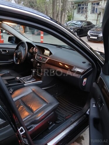 Mercedes E 220 d 2009, 206,000 km - 2.2 l - Bakı