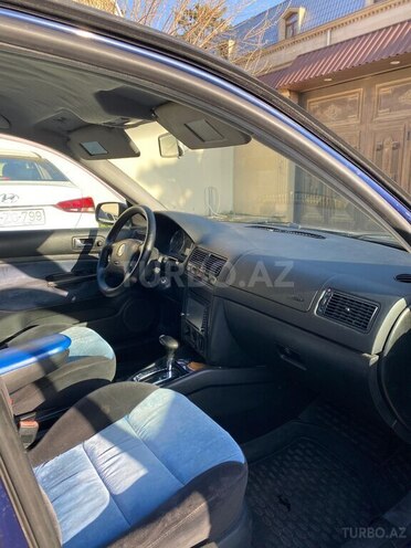 Volkswagen Golf 2003, 250,000 km - 2.0 l - Bakı