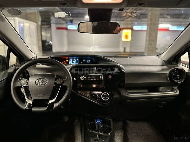 Toyota Aqua 2017, 143,700 km - 1.5 l - Bakı