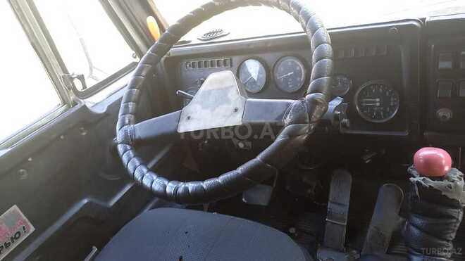 KamAz 53212 1991, 300,000 km - 11.0 l - Balakən