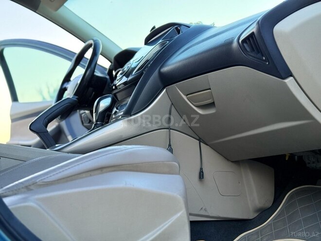 Ford Focus 2012, 340,000 km - 2.0 l - Bakı