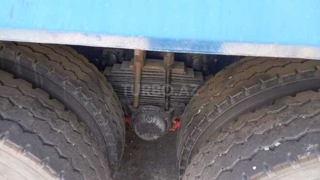 KamAz 53212 1991, 300,000 km - 11.0 l - Balakən