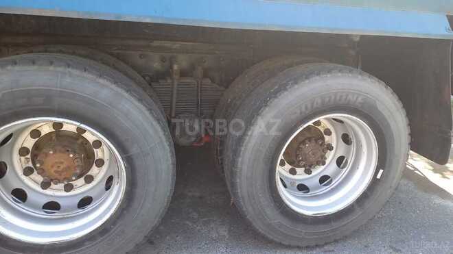 KamAz 53212 1991, 300,000 km - 11.0 l - Balakən