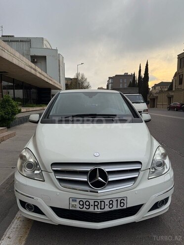 Mercedes B 180 2010, 105,000 km - 1.7 l - Bakı