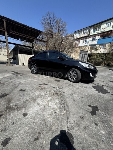 Hyundai Accent 2013, 199,000 km - 1.6 l - Bakı