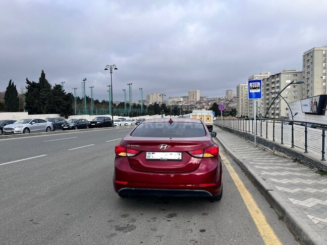 Hyundai Elantra 2015, 133,576 km - 1.8 л - Bakı