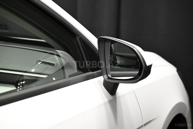 BYD Seal 05-18