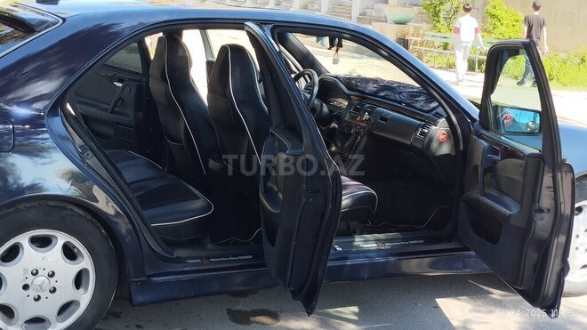 Mercedes E 220 d 1997, 348,512 km - 2.2 l - İmişli