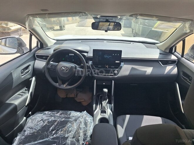 Toyota Corolla Cross 2025, 0 km - 2.0 л - Bakı