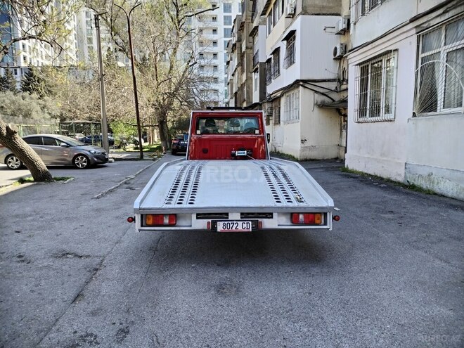Ford Transit-2