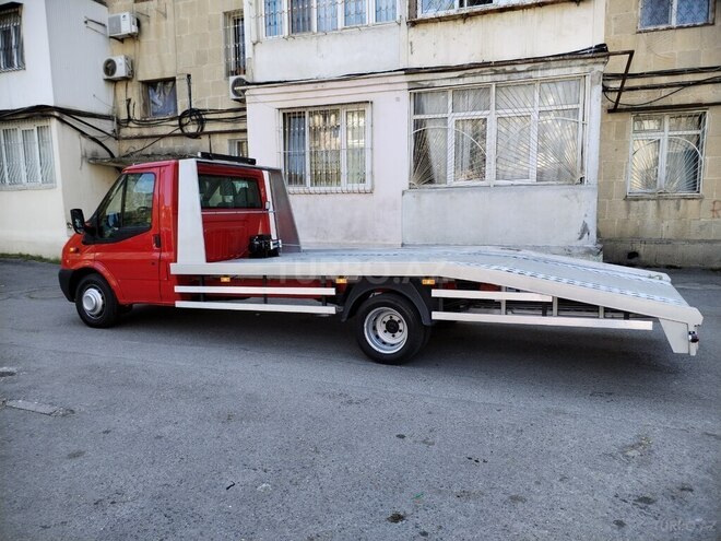 Ford Transit-19